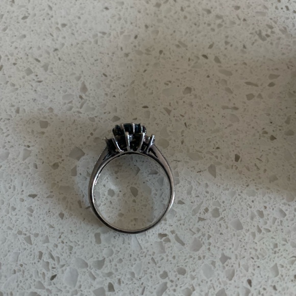 Sterling silver 925 ring with blue synthetic stone size 8 - Picture 4 of 4